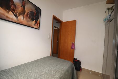 Apartamento à venda com 100m², 3 quartos e 2 vagasQuarto 2