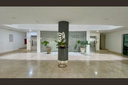 Apartamento à venda com 38m², 1 quarto e 1 vagaHall de entrada