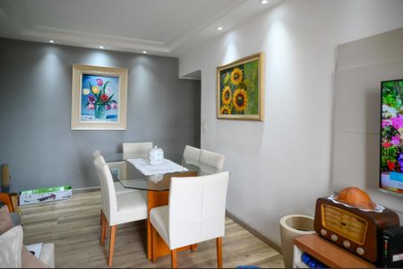 Sala de apartamento à venda com 2 quartos, 80m² em Vila Gumercindo, São Paulo