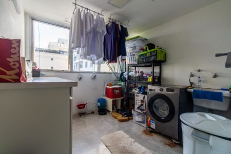 Apartamento para alugar com 320m², 3 quartos e 2 vagasÁrea de Serviço