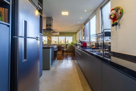 Apartamento para alugar com 320m², 3 quartos e 2 vagasCozinha