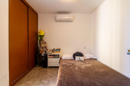 Apartamento para alugar com 320m², 3 quartos e 2 vagasQuarto