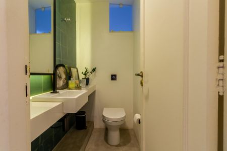 Lavabo de apartamento para alugar com 3 quartos, 320m² em Santo Amaro, São Paulo