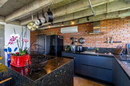 Apartamento para alugar com 320m², 3 quartos e 2 vagasCozinha