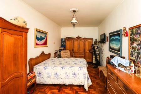 Casa à venda com 200m², 3 quartos e 2 vagasSuíte 1