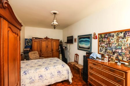 Casa à venda com 200m², 3 quartos e 2 vagasSuíte 1