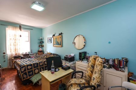 Casa à venda com 200m², 3 quartos e 2 vagasSuíte 2