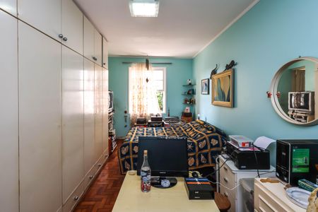 Casa à venda com 200m², 3 quartos e 2 vagasSuíte 2