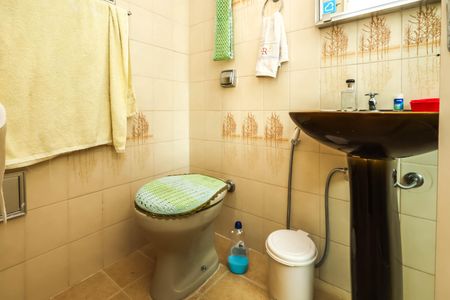 Casa à venda com 200m², 3 quartos e 2 vagasSuíte 2