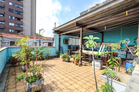 Casa à venda com 200m², 3 quartos e 2 vagasTerraço