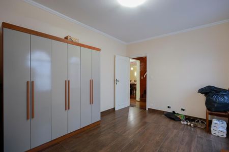 Casa à venda com 480m², 4 quartos e 1 vagaSala de TV