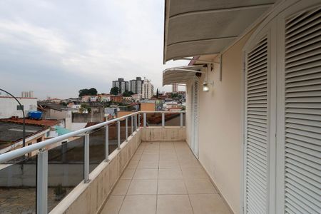 Casa à venda com 480m², 4 quartos e 1 vagaVaranda dos quartos 1 e 2