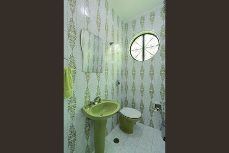 Casa à venda com 480m², 4 quartos e 1 vagaLavabo