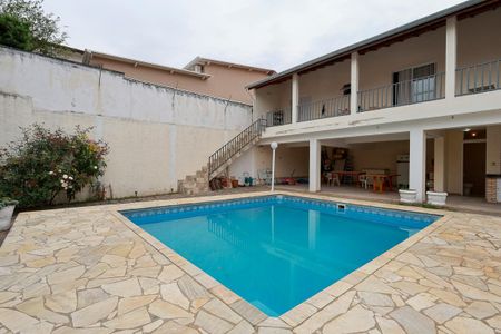 Casa à venda com 480m², 4 quartos e 1 vagaPiscina