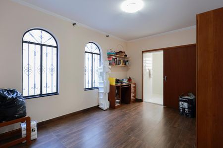 Casa à venda com 480m², 4 quartos e 1 vagaSala de TV