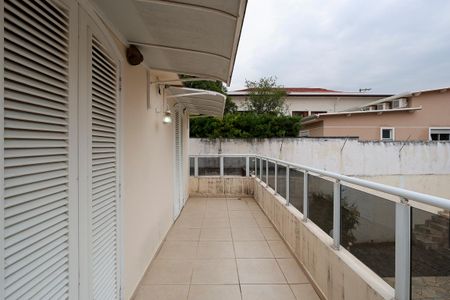 Casa à venda com 480m², 4 quartos e 1 vagaVaranda dos quartos 1 e 2