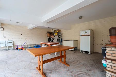 Casa à venda com 480m², 4 quartos e 1 vagaÁrea de lazer