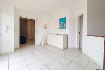Apartamento à venda com 219m², 4 quartos e 3 vagas Apartamento à venda com 219m², 4 quartos e 3 vagasCobertura - Sala 2