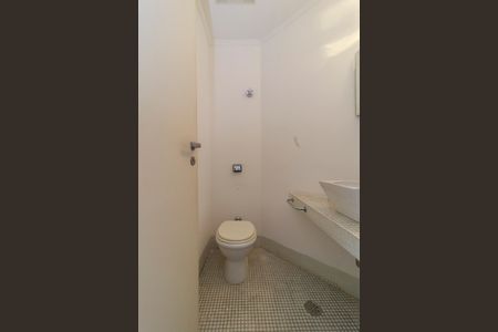 Apartamento à venda com 219m², 4 quartos e 3 vagas Apartamento à venda com 219m², 4 quartos e 3 vagasLavabo