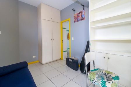 Apartamento à venda com 219m², 4 quartos e 3 vagas Apartamento à venda com 219m², 4 quartos e 3 vagasCobertura - Sala 1