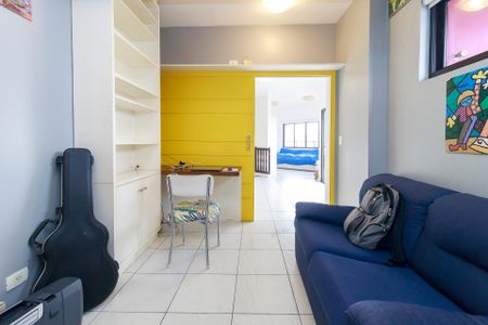 Apartamento à venda com 219m², 4 quartos e 3 vagas Apartamento à venda com 219m², 4 quartos e 3 vagasCobertura - Sala 1