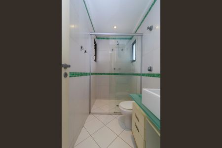Apartamento à venda com 219m², 4 quartos e 3 vagas Apartamento à venda com 219m², 4 quartos e 3 vagasBanheiro 2