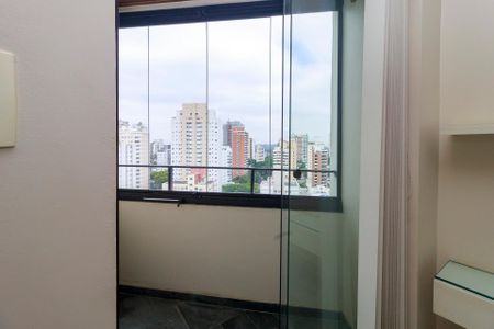 Apartamento à venda com 219m², 4 quartos e 3 vagas Apartamento à venda com 219m², 4 quartos e 3 vagasSuíte