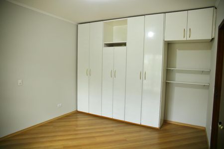 Casa à venda com 349m², 3 quartos e 5 vagasQuarto 2 