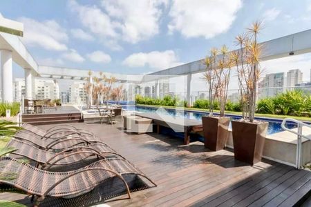 Apartamento à venda com 37m², 0 quarto e 1 vaga Apartamento à venda com 37m², 0 quarto e 1 vagaPiscina