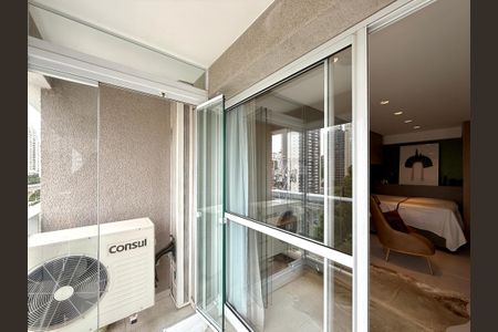 Apartamento à venda com 37m², 0 quarto e 1 vaga Apartamento à venda com 37m², 0 quarto e 1 vagaSacada