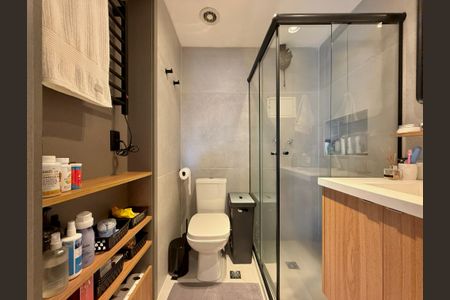 Apartamento à venda com 37m², 0 quarto e 1 vaga Apartamento à venda com 37m², 0 quarto e 1 vagaBanheiro