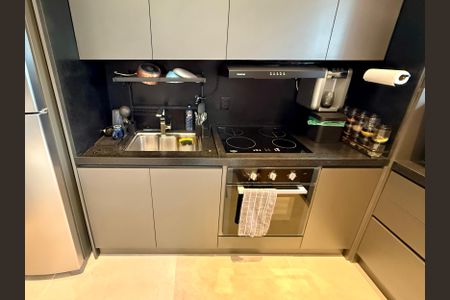 Apartamento à venda com 37m², 0 quarto e 1 vaga Apartamento à venda com 37m², 0 quarto e 1 vagaCozinha