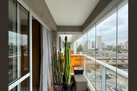 Apartamento à venda com 37m², 0 quarto e 1 vaga Apartamento à venda com 37m², 0 quarto e 1 vagaSacada