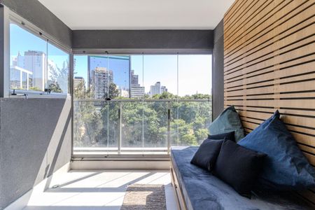 Studio para alugar com 30m², 1 quarto e sem vaga Studio para alugar com 30m², 1 quarto e sem vagaVaranda