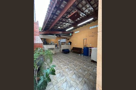 Casa à venda com 280m², 3 quartos e sem vaga Casa à venda com 280m², 3 quartos e sem vagaFoto 24