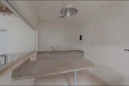 Casa à venda com 630m², 8 quartos e 6 vagasCozinha