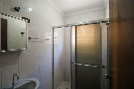 Casa à venda com 180m², 4 quartos e 2 vagasBanheiro