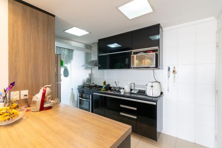 Apartamento à venda com 110m², 3 quartos e 2 vagasCozinha