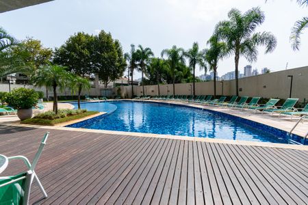 Apartamento à venda com 110m², 3 quartos e 2 vagasÁrea comum - Piscina