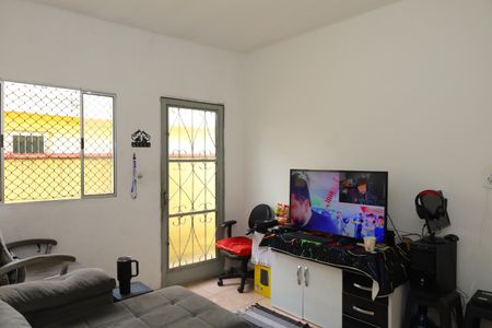 Casa à venda com 340m², 1 quarto e 2 vagasSala