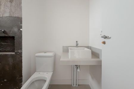 Apartamento à venda com 83m², 2 quartos e 1 vagaBanheiro da Suíte 1