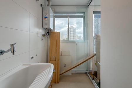 Apartamento à venda com 83m², 2 quartos e 1 vagaÁrea de Serviço