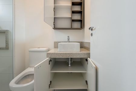 Apartamento à venda com 83m², 2 quartos e 1 vagaBanheiro da Suíte 1