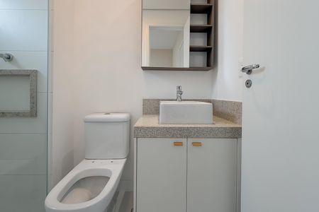 Apartamento à venda com 83m², 2 quartos e 1 vagaBanheiro da Suíte 1