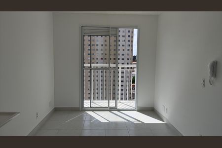Apartamento à venda com 33m², 2 quartos e sem vaga Apartamento à venda com 33m², 2 quartos e sem vagaSala / Cozinha / Área de serviço