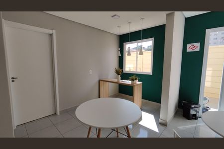 Apartamento à venda com 33m², 2 quartos e sem vaga Apartamento à venda com 33m², 2 quartos e sem vagaSalão de Festas