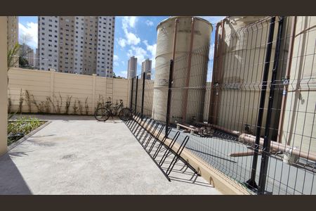Apartamento à venda com 33m², 2 quartos e sem vaga Apartamento à venda com 33m², 2 quartos e sem vagaBicicletário