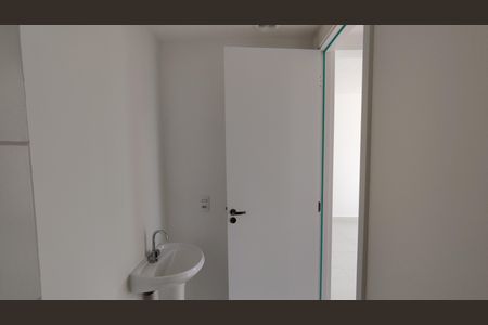 Apartamento à venda com 33m², 2 quartos e sem vaga Apartamento à venda com 33m², 2 quartos e sem vagaBanheiro