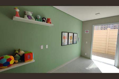 Apartamento à venda com 33m², 2 quartos e sem vaga Apartamento à venda com 33m², 2 quartos e sem vagaBrinquedoteca