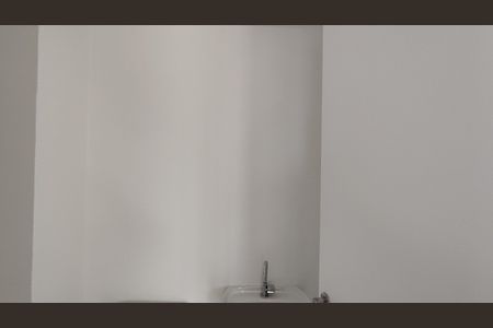 Banheiro de apartamento à venda com 2 quartos, 33m² em Itaquera, São Paulo